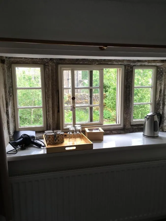 Sweetbriar Cottage Bed & Breakfast And Camping Starbotton
